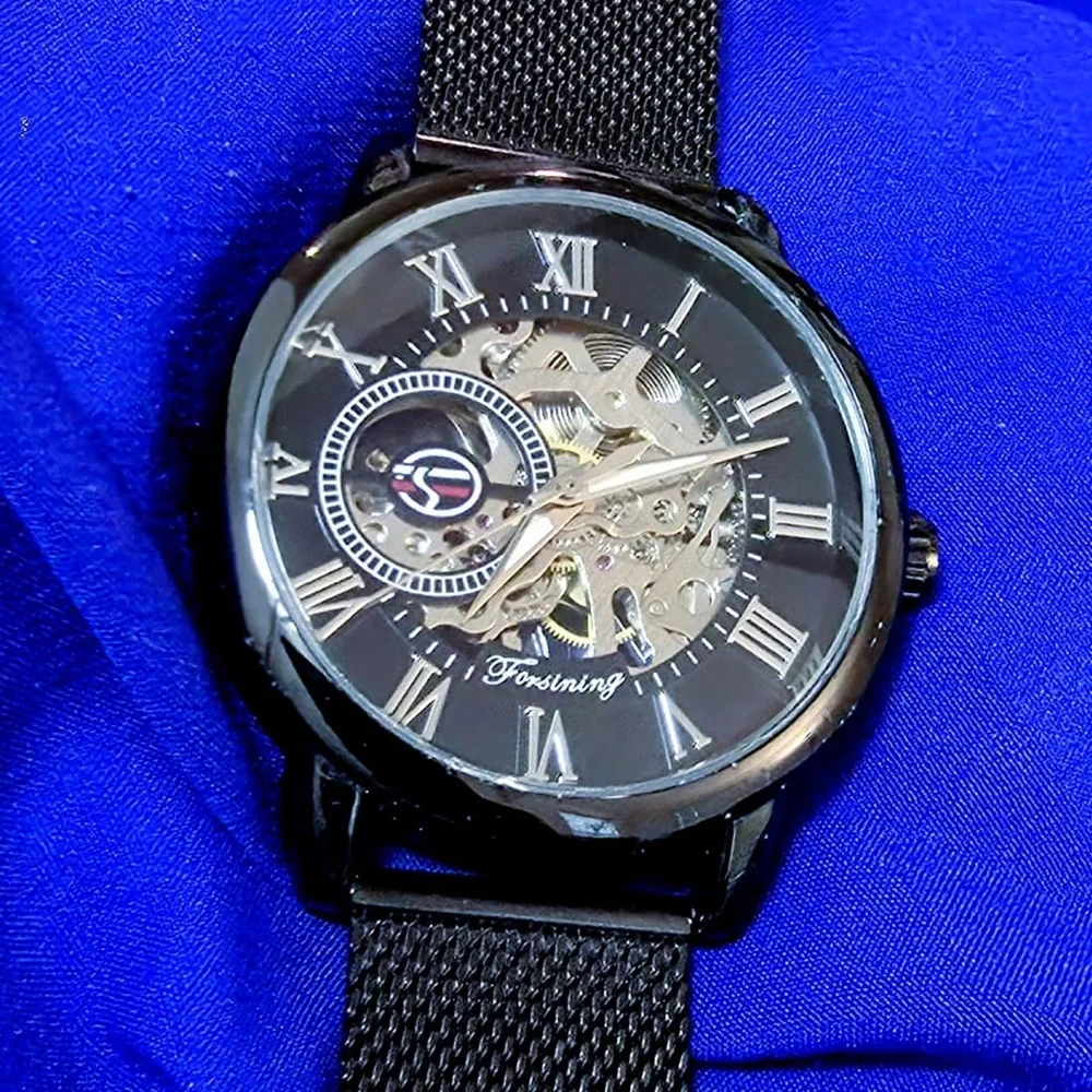 Forsining Black Skeleton Dial 42mm Automatic Mens Watch Sleek Like New